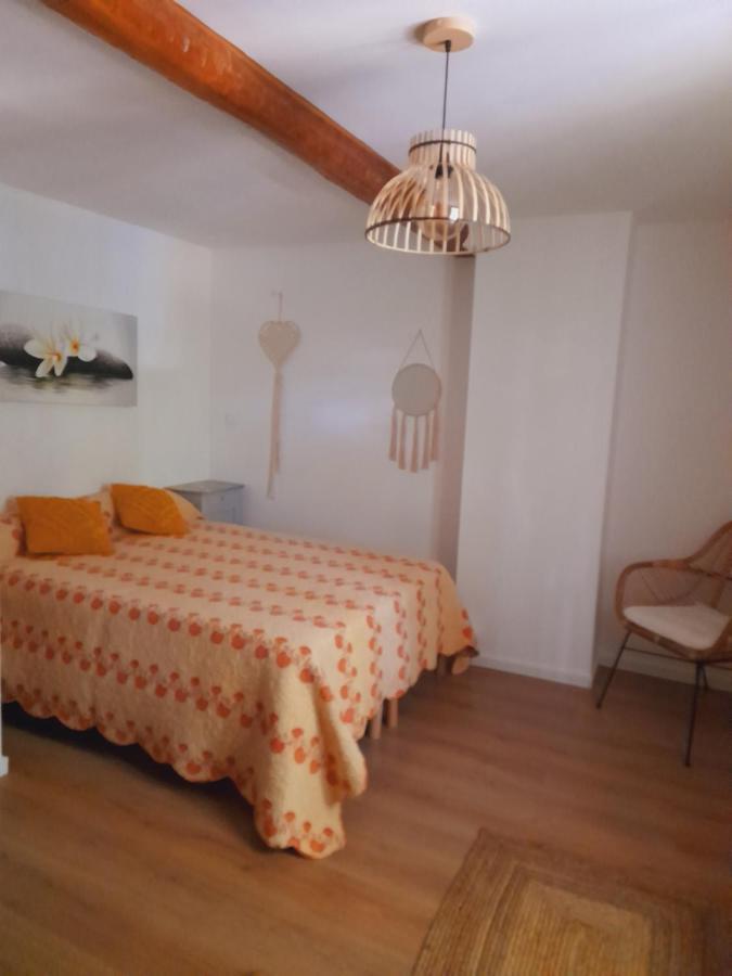 La Ferme Des Oliviers Villa Sollies Pont Exterior photo